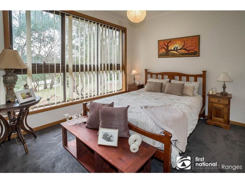 19 Currajong Avenue, Selby VIC 3159