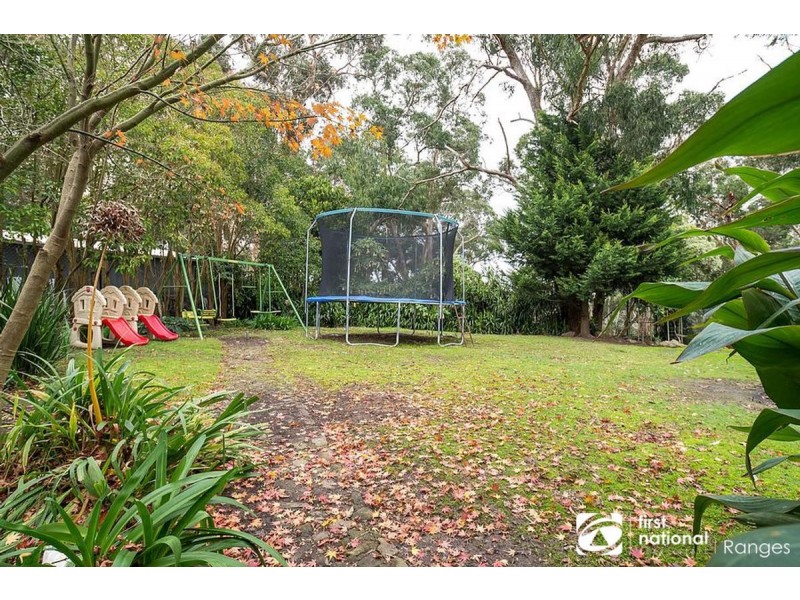 19 Currajong Avenue, Selby VIC 3159