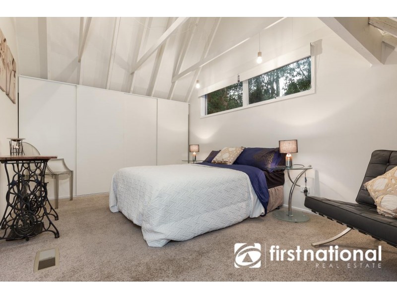 9 Steel Road, Emerald VIC 3782