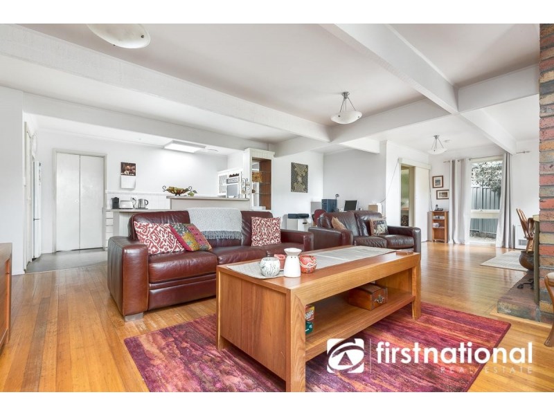 8 Halcyon Avenue, The Patch VIC 3792