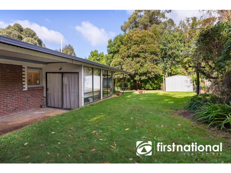 8 Halcyon Avenue, The Patch VIC 3792