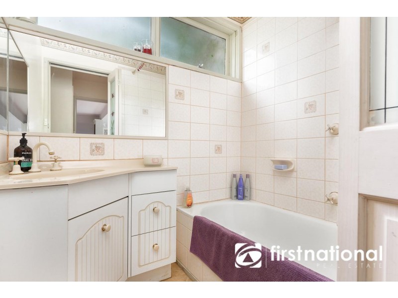 8 Halcyon Avenue, The Patch VIC 3792