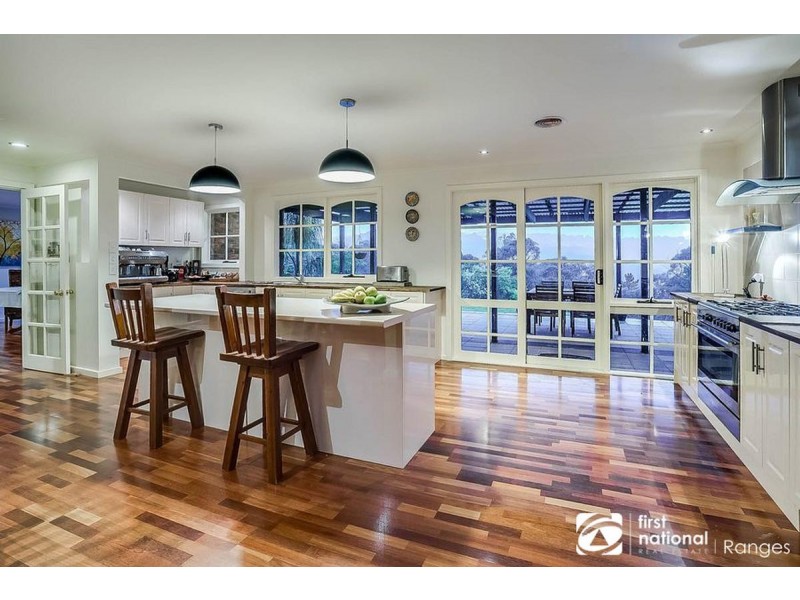 28 Temple Road, Selby VIC 3159