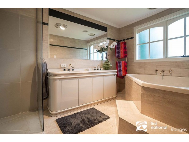 28 Temple Road, Selby VIC 3159