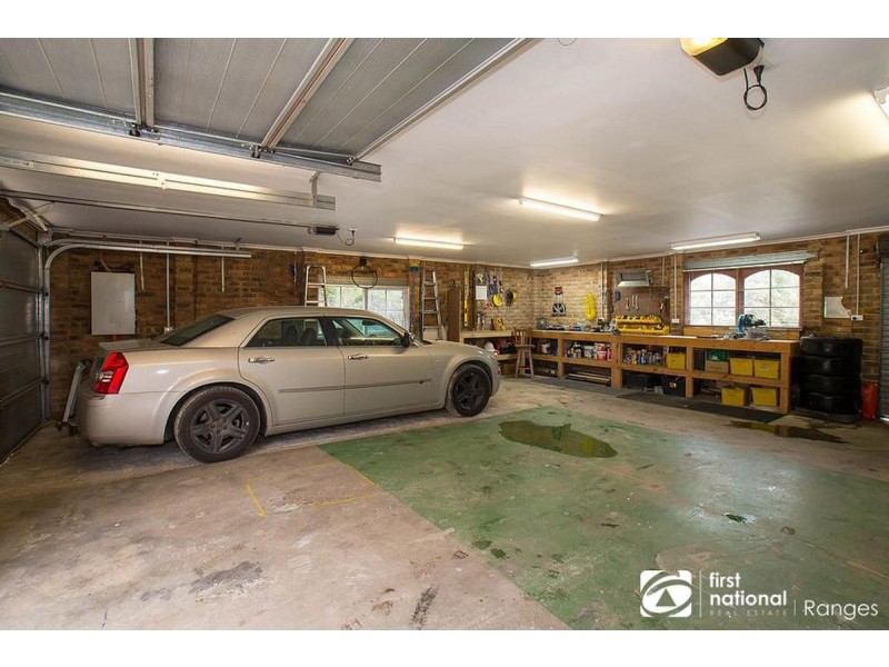 28 Temple Road, Selby VIC 3159