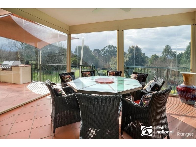 44 & 44a Moores Road, Monbulk VIC 3793