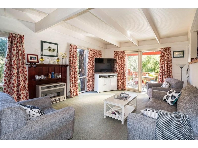 13 Park Drive, Belgrave VIC 3160