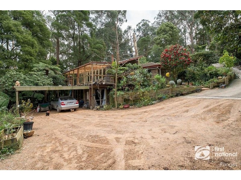 5 Tuttawatta Road, Selby VIC 3159