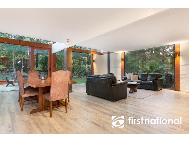 122 Emerald-Monbulk Road, Emerald VIC 3782