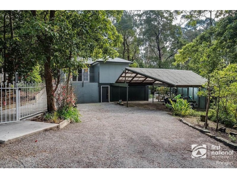 1 Charles Street, Selby VIC 3159