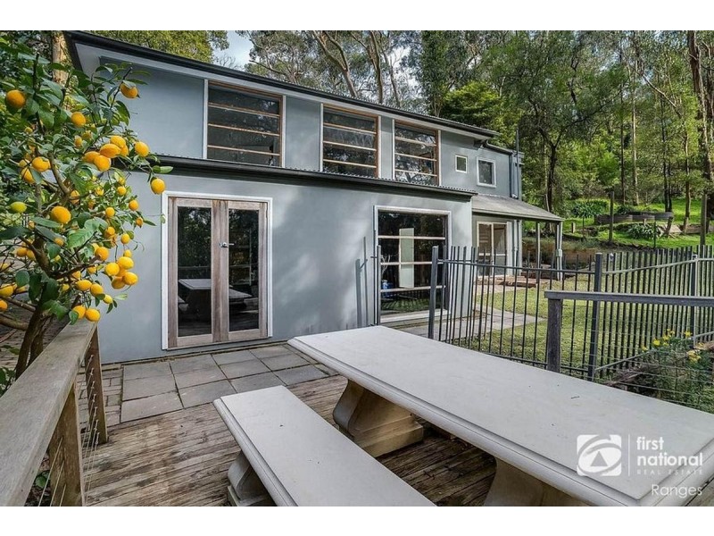 1 Charles Street, Selby VIC 3159