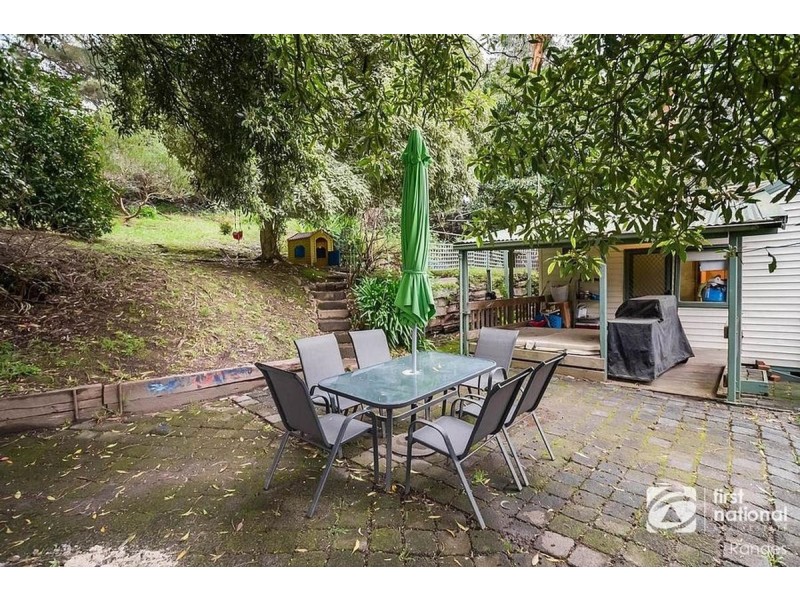 29 Deans Road, Upwey VIC 3158