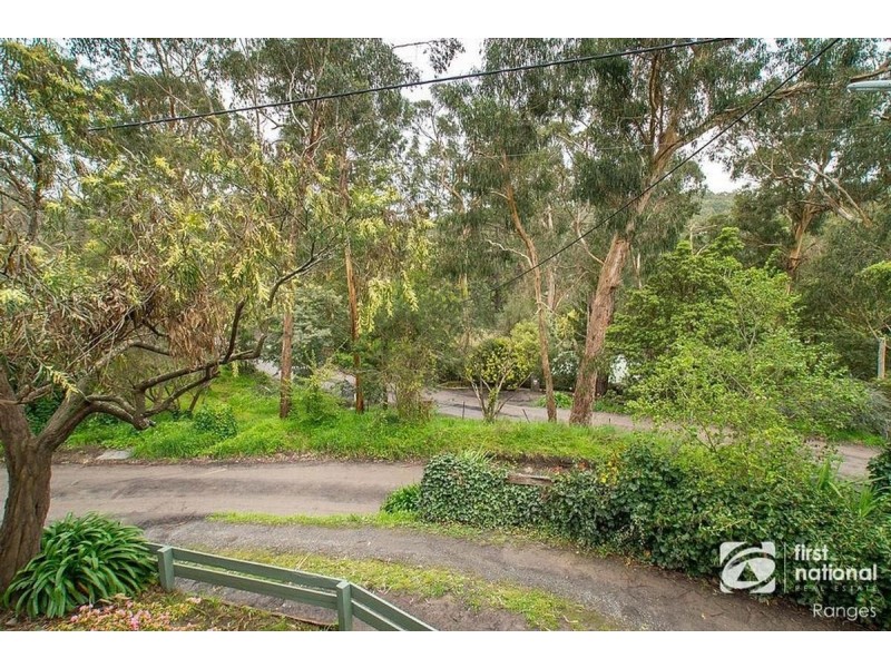 29 Deans Road, Upwey VIC 3158