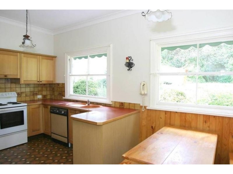 8 Colehurst Crescent, Sassafras VIC 3787