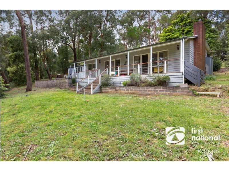2 Vista Drive, Emerald VIC 3782