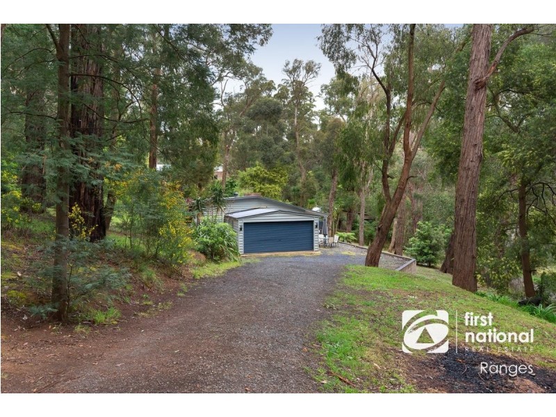 2 Vista Drive, Emerald VIC 3782