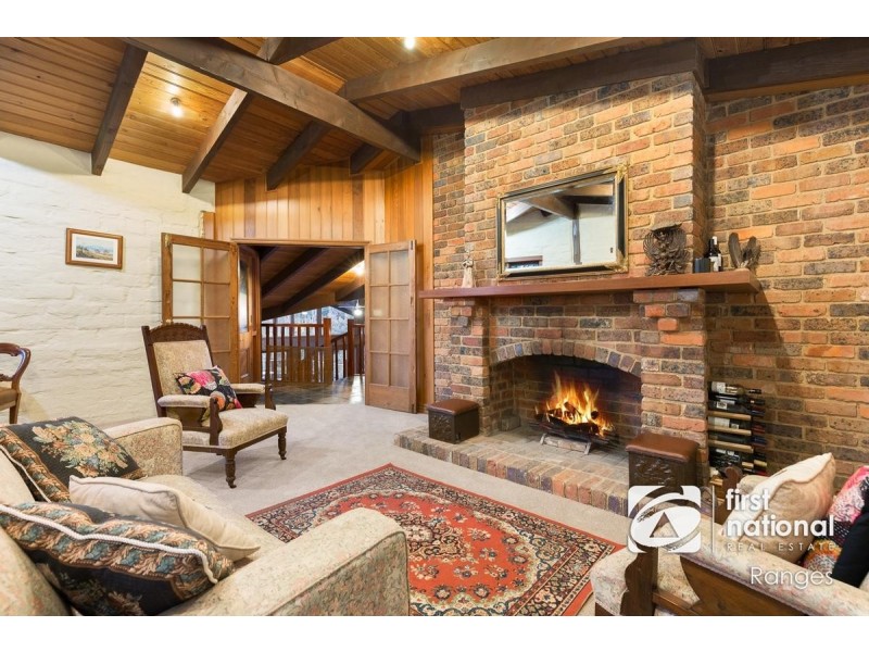 15 Outlook Road, Emerald VIC 3782