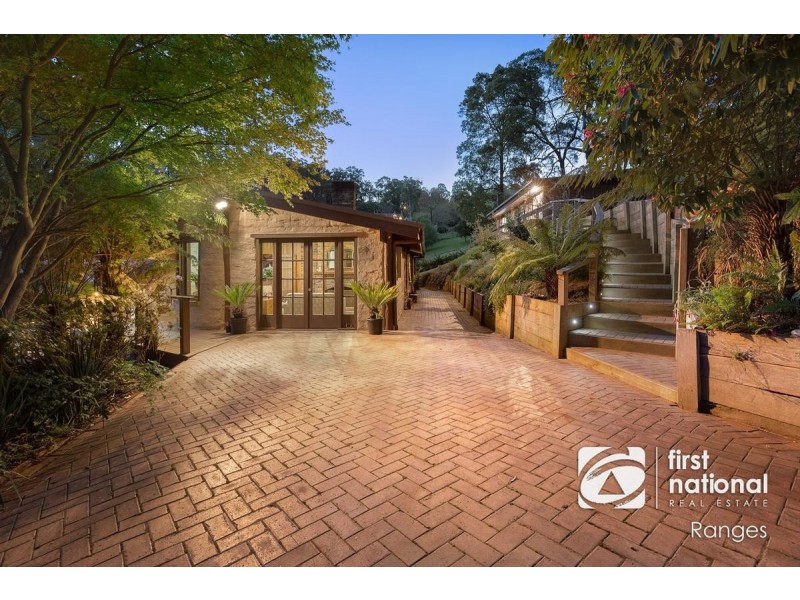 15 Outlook Road, Emerald VIC 3782