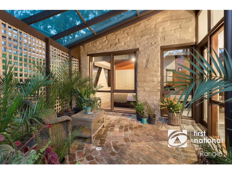 15 Outlook Road, Emerald VIC 3782