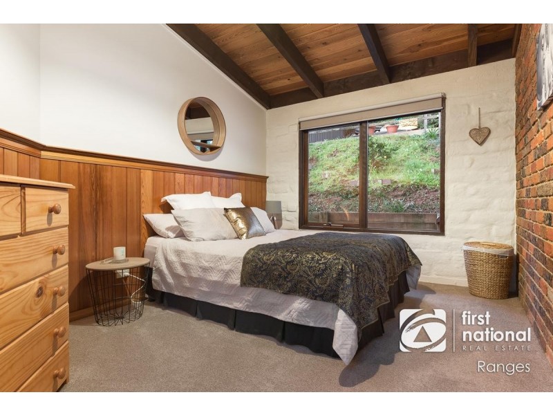 15 Outlook Road, Emerald VIC 3782