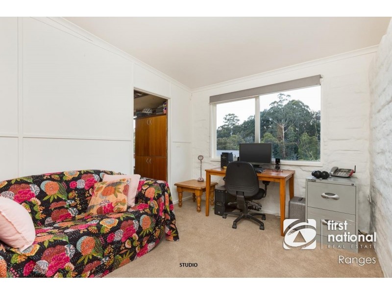 15 Outlook Road, Emerald VIC 3782