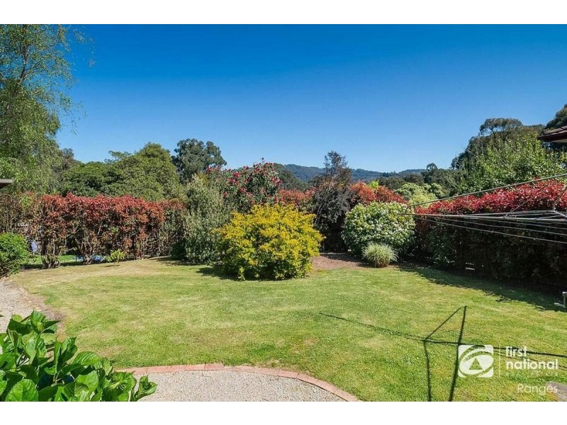 6 Burns Way, Monbulk VIC 3793