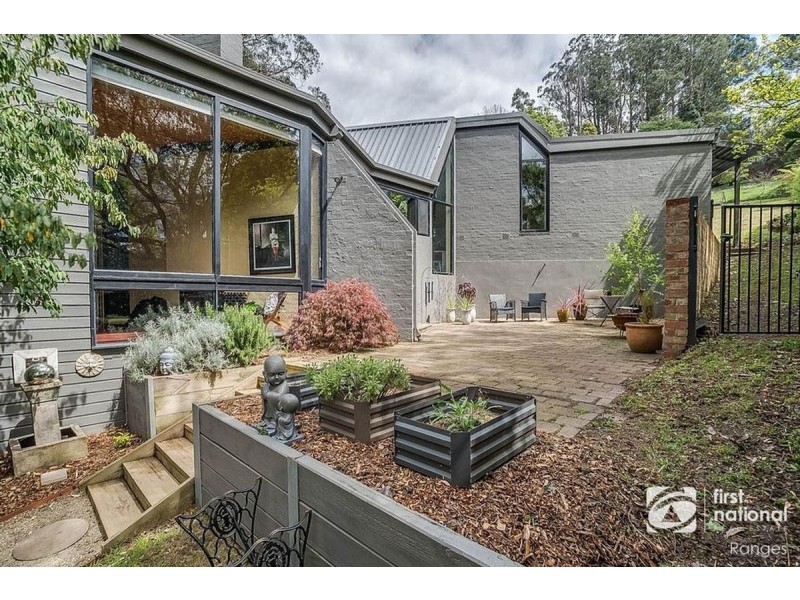 39 The Crescent, Sassafras VIC 3787