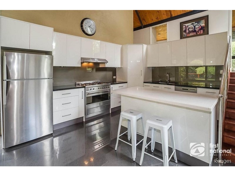 39 The Crescent, Sassafras VIC 3787