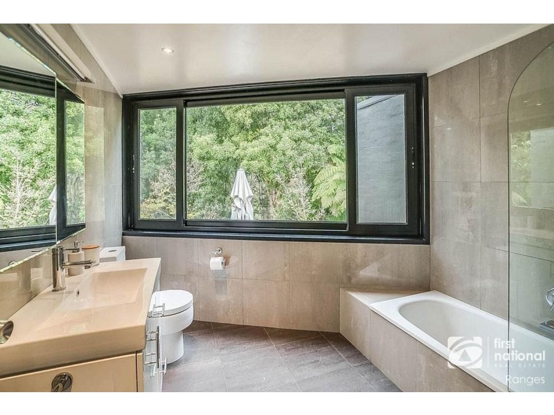 39 The Crescent, Sassafras VIC 3787
