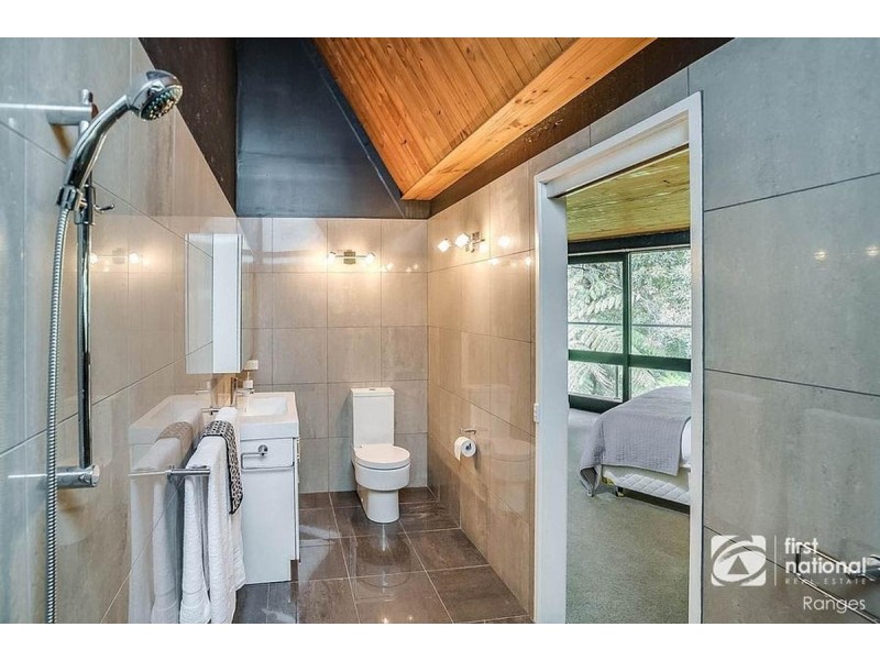 39 The Crescent, Sassafras VIC 3787