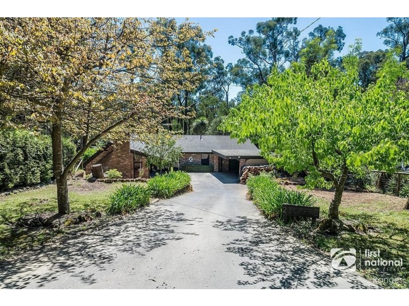 2 Joffre Parade, Cockatoo VIC 3781