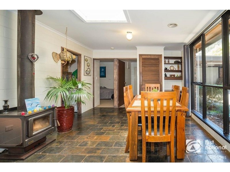 2 Joffre Parade, Cockatoo VIC 3781