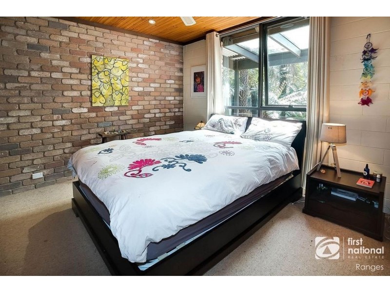 2 Joffre Parade, Cockatoo VIC 3781