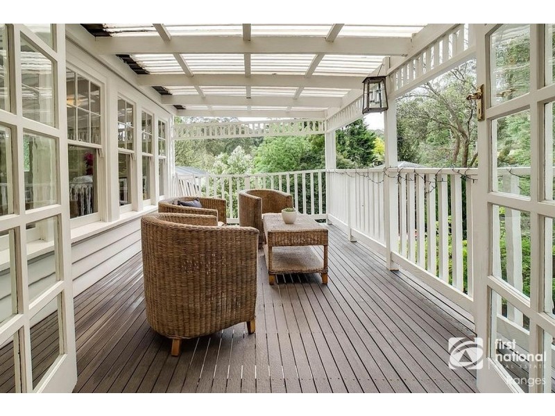 52 Hazel Grove, Tecoma VIC 3160
