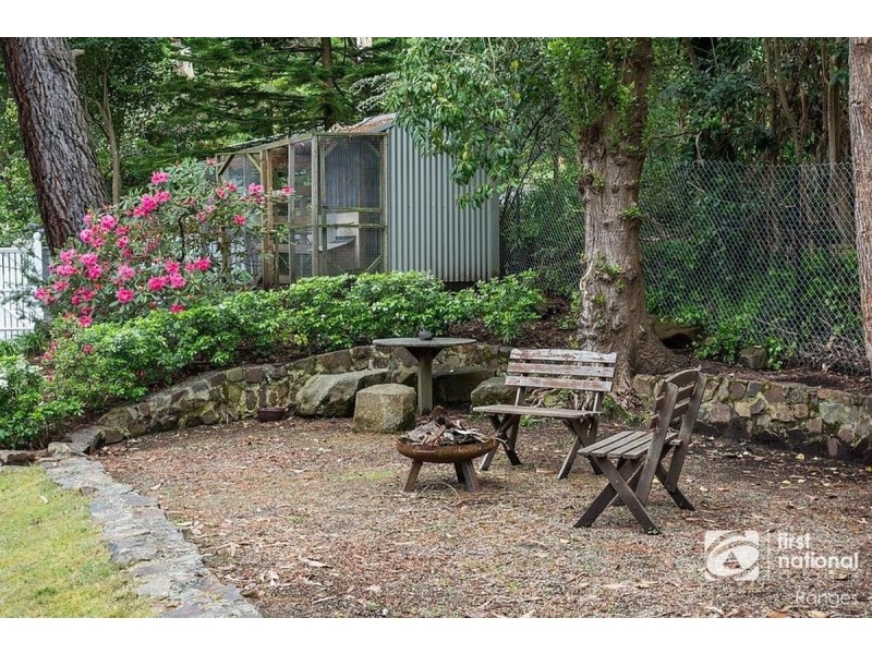 52 Hazel Grove, Tecoma VIC 3160