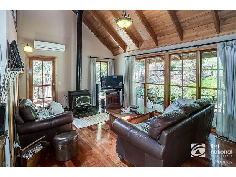 4 Long Pockitt Lane, Belgrave VIC 3160