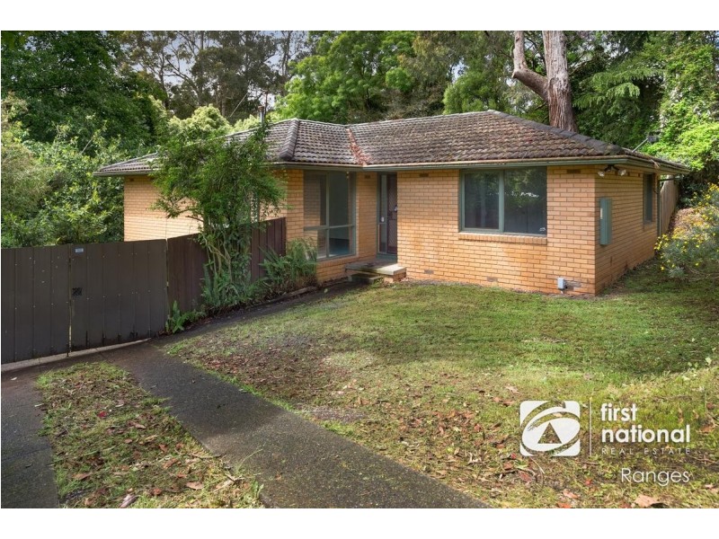 13 Neville Street, Cockatoo VIC 3781