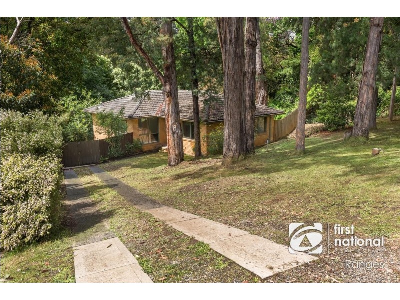 13 Neville Street, Cockatoo VIC 3781