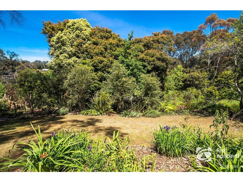 12 Douglas Crescent, Monbulk VIC 3793