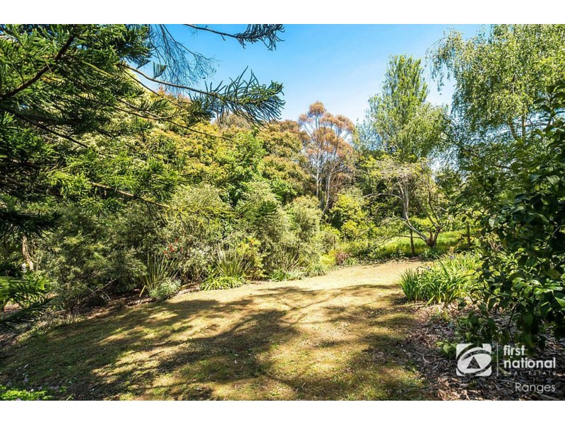 12 Douglas Crescent, Monbulk VIC 3793