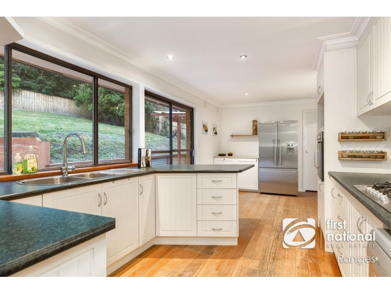 4 Borang Avenue, Selby VIC 3159