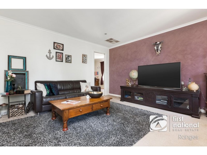 13 Seaview Road, Cockatoo VIC 3781