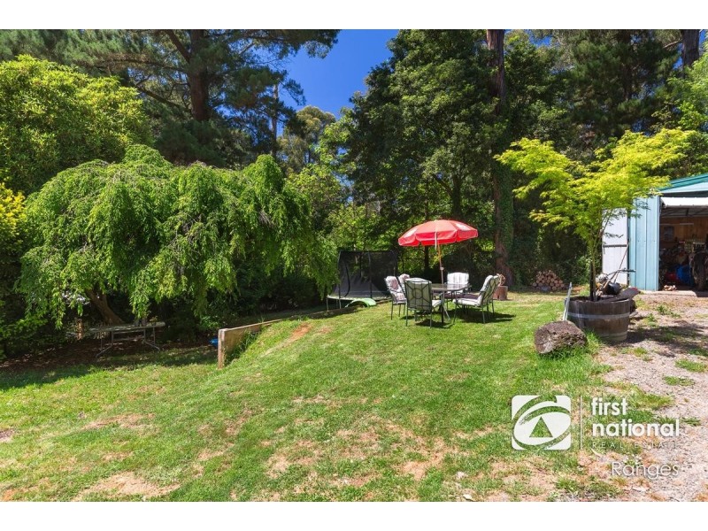 13 Seaview Road, Cockatoo VIC 3781