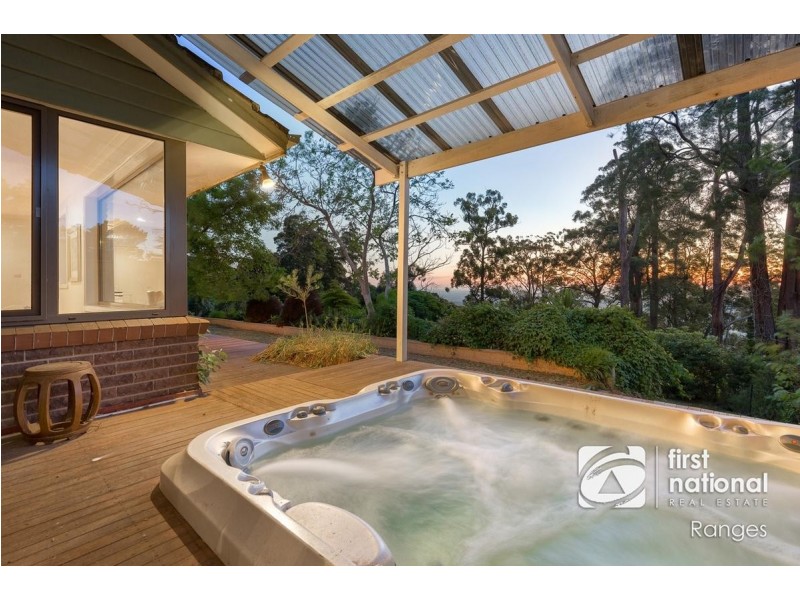 7 Dunn Avenue, Ferny Creek VIC 3786