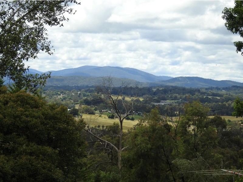 10 High Street, Seville East VIC 3139