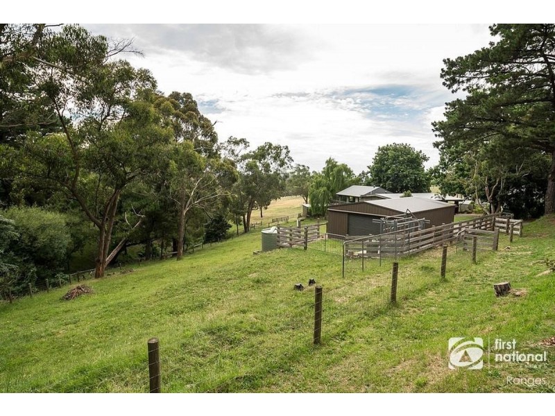 32 Deviation Road, Belgrave South VIC 3160