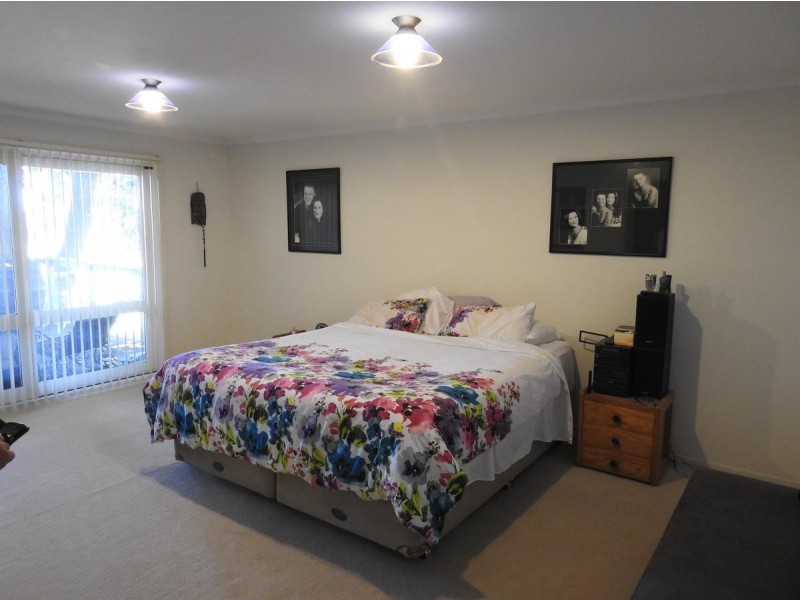 32 Deviation Road, Belgrave South VIC 3160