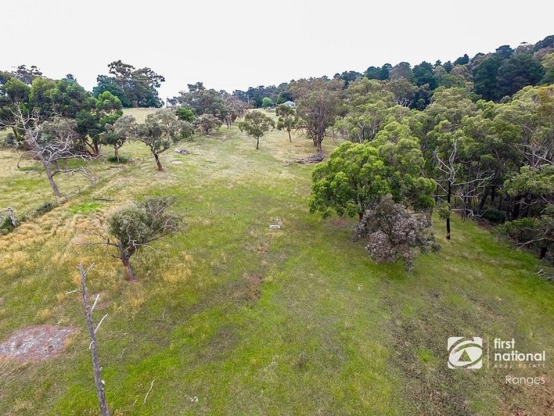 32 Deviation Road, Belgrave South VIC 3160