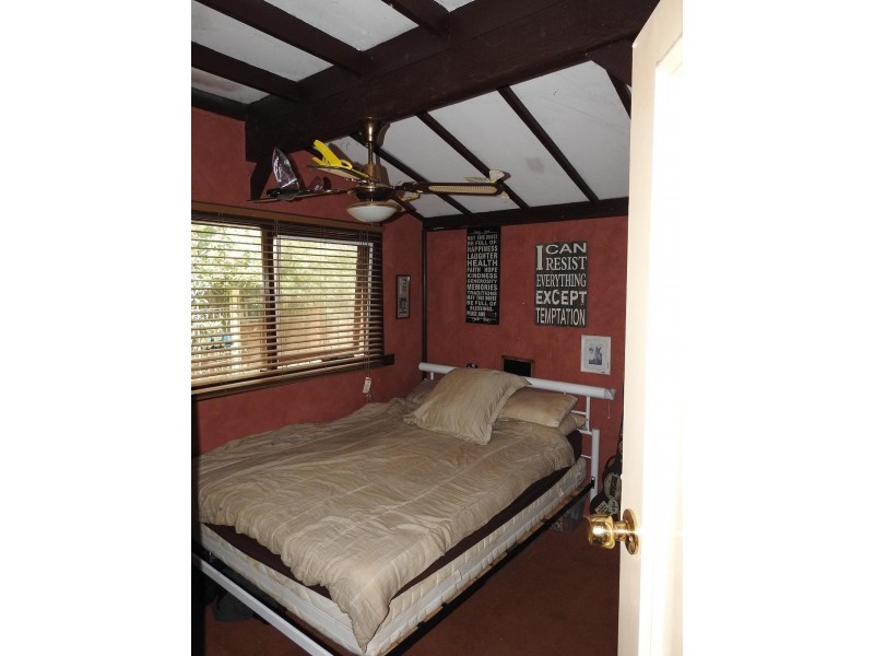 15 The Crescent, Belgrave Heights VIC 3160