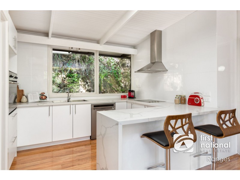 13 St James Avenue, Kallista VIC 3791